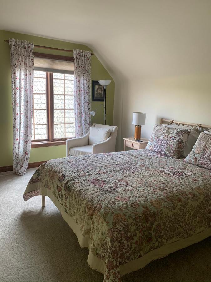 Cedar Gables Bed & Breakfast Niagara-on-the-Lake Ngoại thất bức ảnh