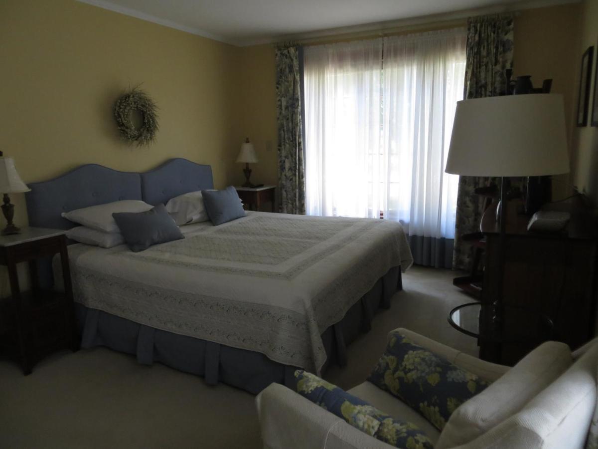 Cedar Gables Bed & Breakfast Niagara-on-the-Lake Phòng bức ảnh